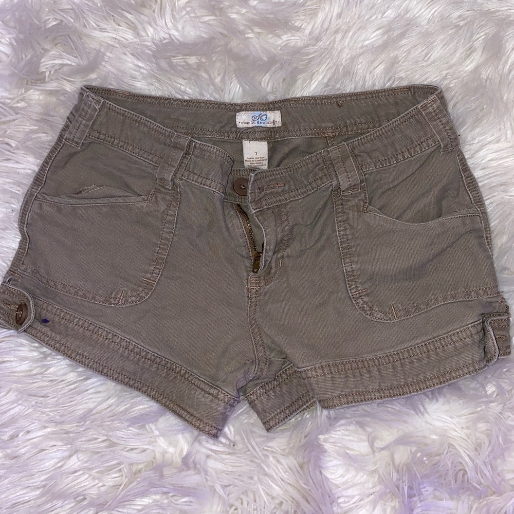 Army green/brown shorts